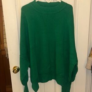 Vici Emerald Green Crew Neck Sweater